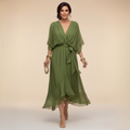 Cleve | Flowing V-Neck Silhouette Dress
