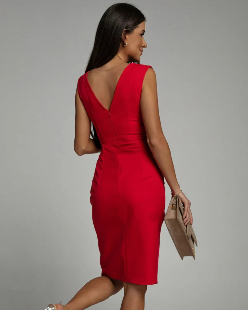 Fresia | Fitted Dress with V-Neckline and Slit