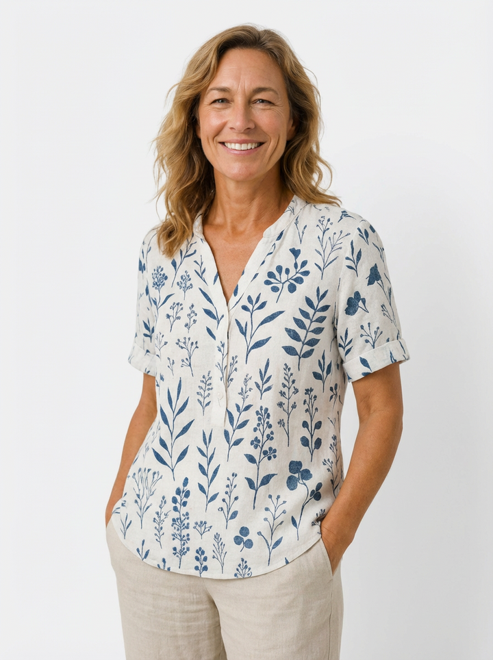 Betsy | Casual Leaf Print Blouse