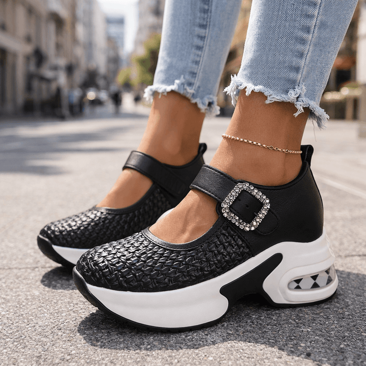 Amira Charm Platforms