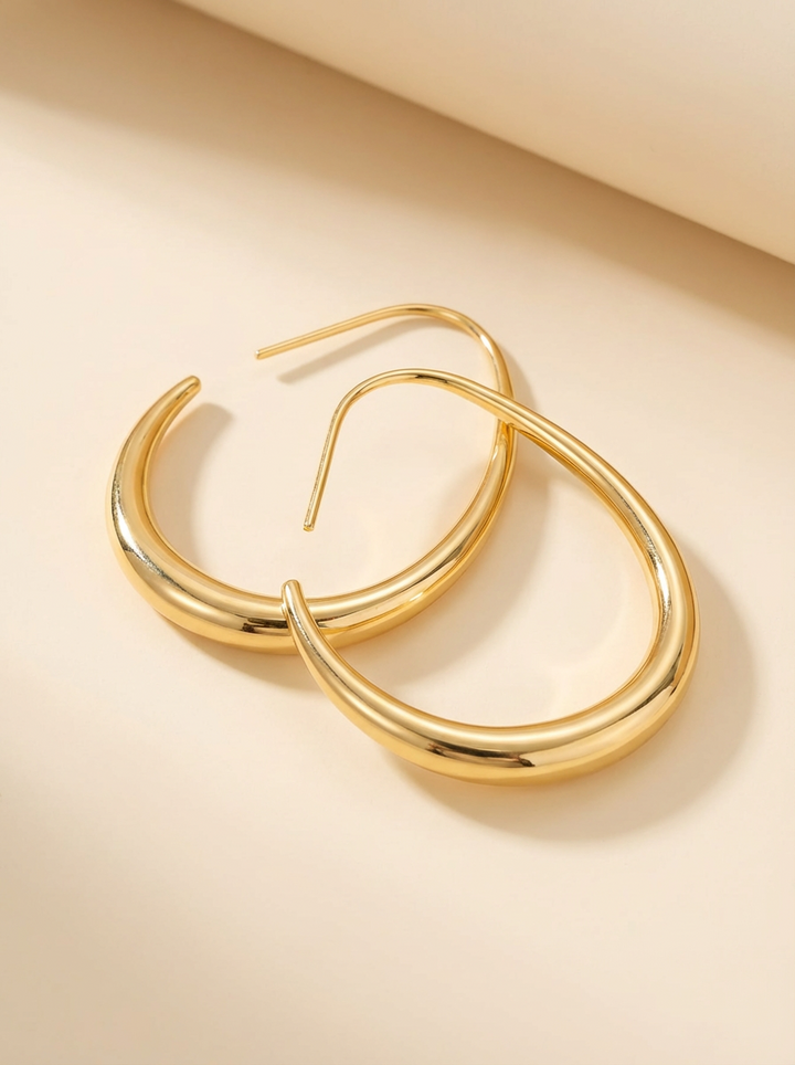 Kim - Drop Earrings with a Touch of Luxury