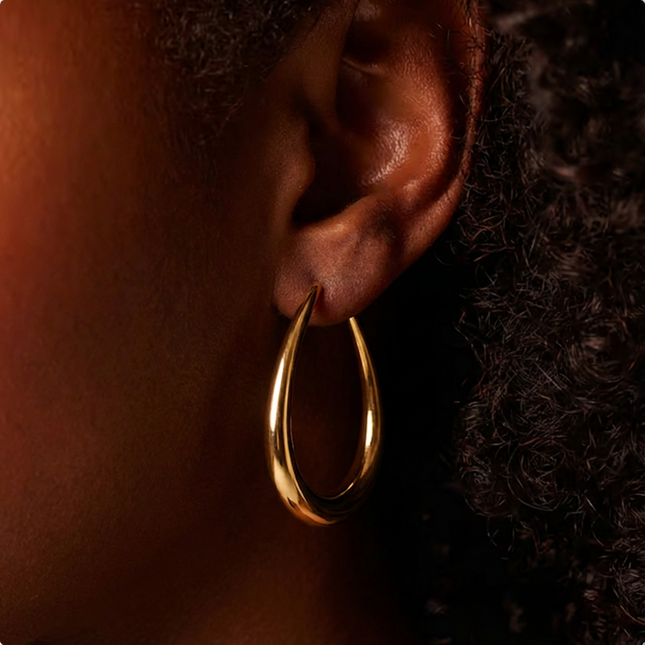 Kim - Drop Earrings with a Touch of Luxury