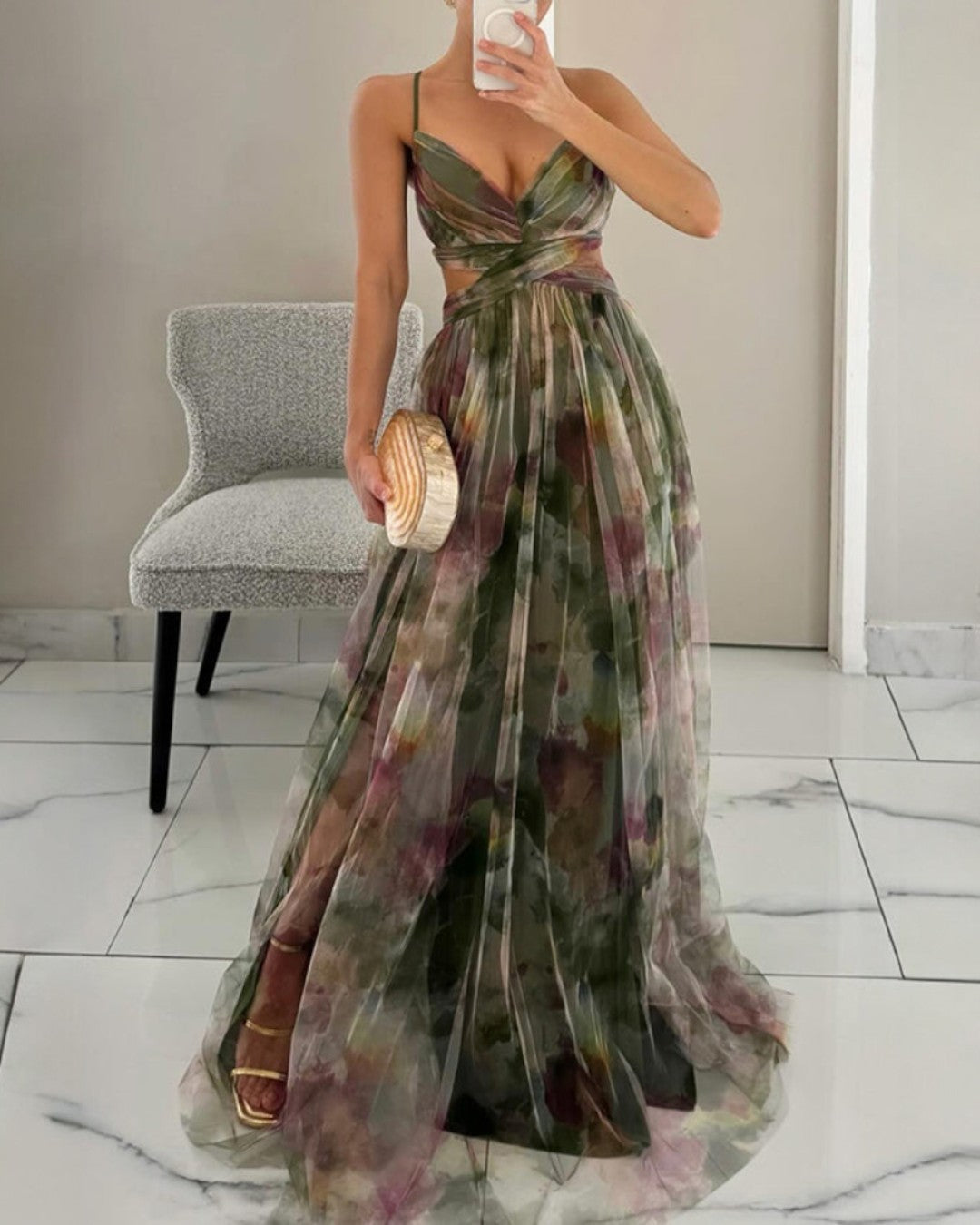 Priya - Enchanting Floral Print Maxi Dress