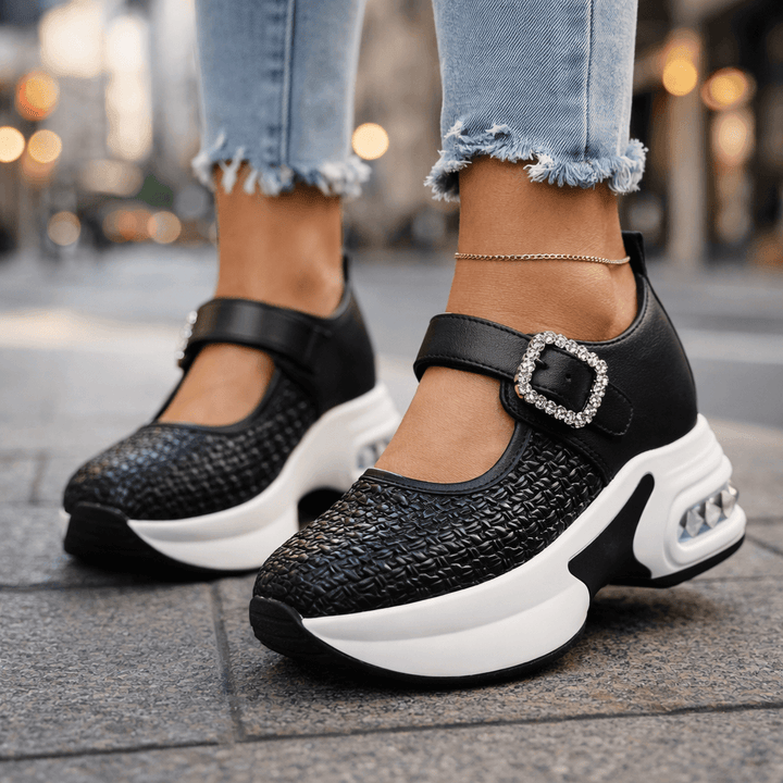 Amira Charm Platforms