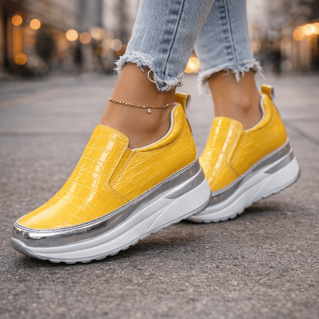 Novi Rise Sneakers