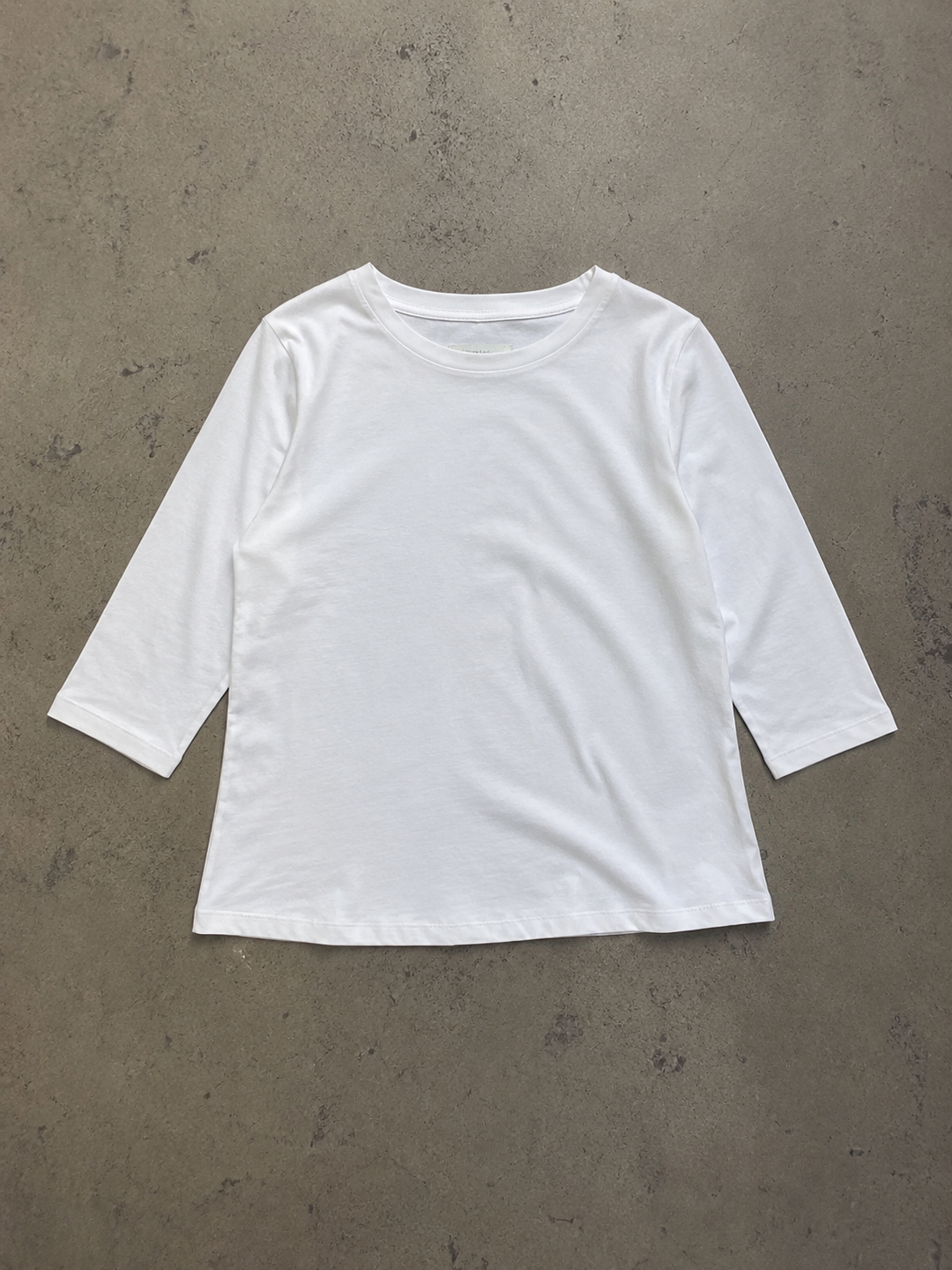 Nadia - Essential Comfort Tee