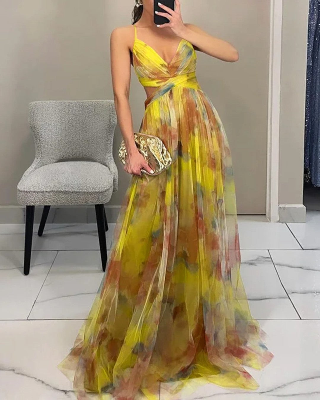 Priya - Enchanting Floral Print Maxi Dress