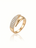 Elegant Gold Ring with Sparkling Stones