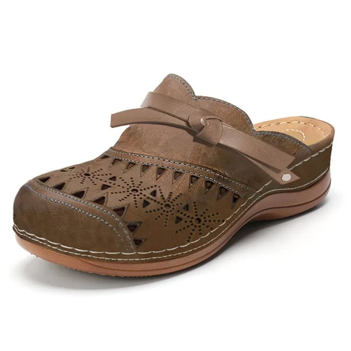 Novera | Comfortable Everyday Clogs